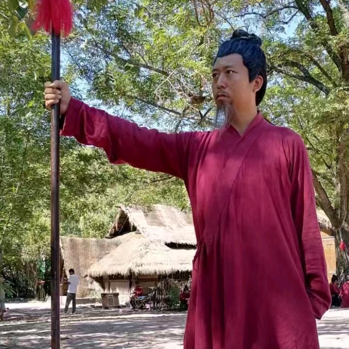 演员鱼三宝