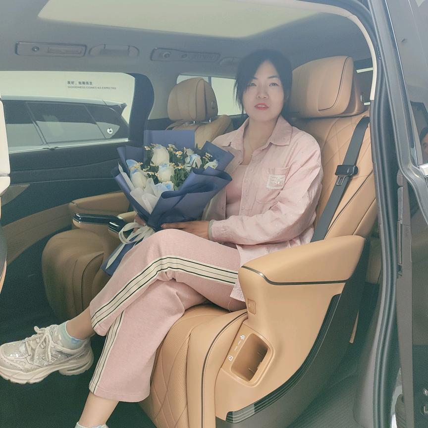 冰冰商务车脚垫坐垫