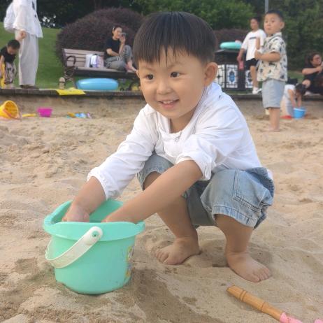 赵洺泽 奶奶👵👵