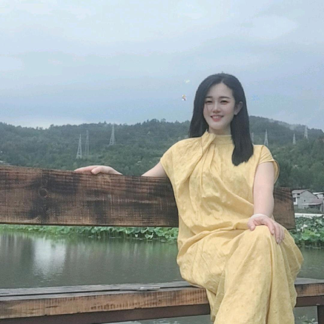 卖男装的琴儿