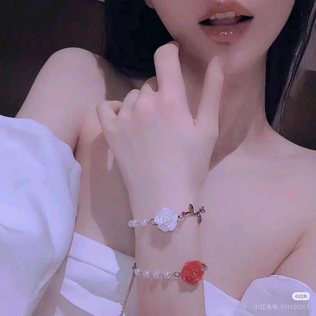 ღ𝓋ℯ星河踏月来࿐