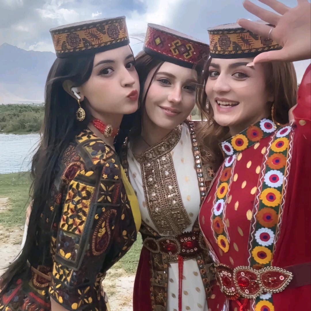 蒙刚菅缆生活坊