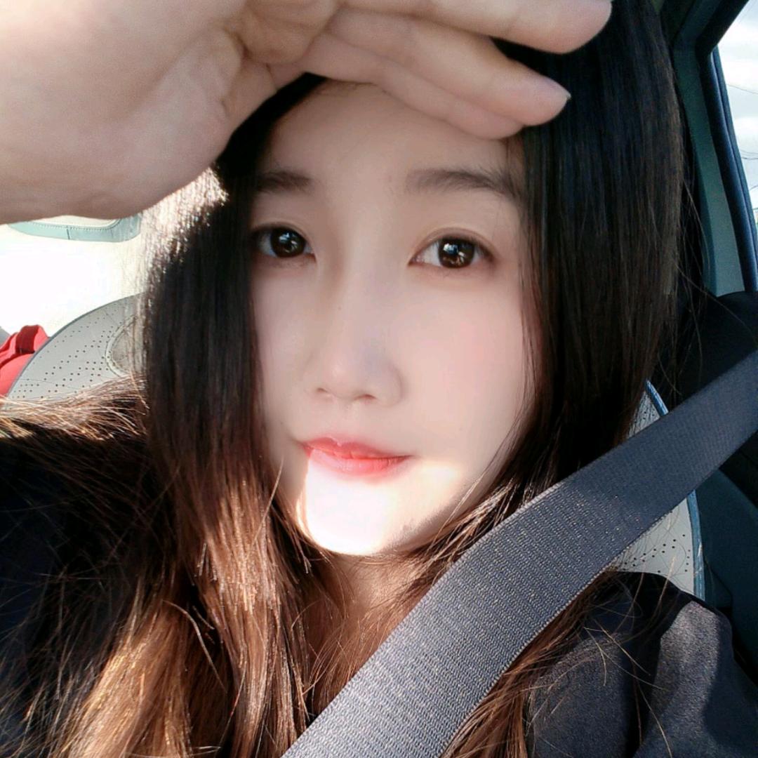 依依