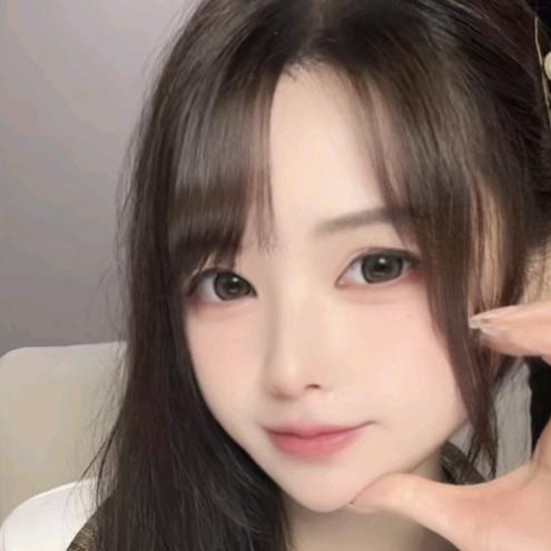 头发都长在了鼻孔里