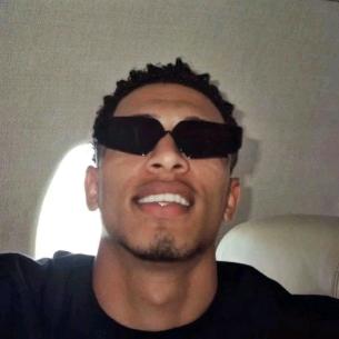 励志成为普信男