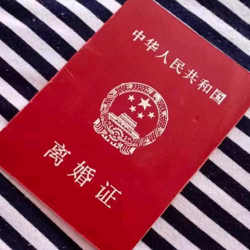 🐎胖妹🐎问君能有几多愁