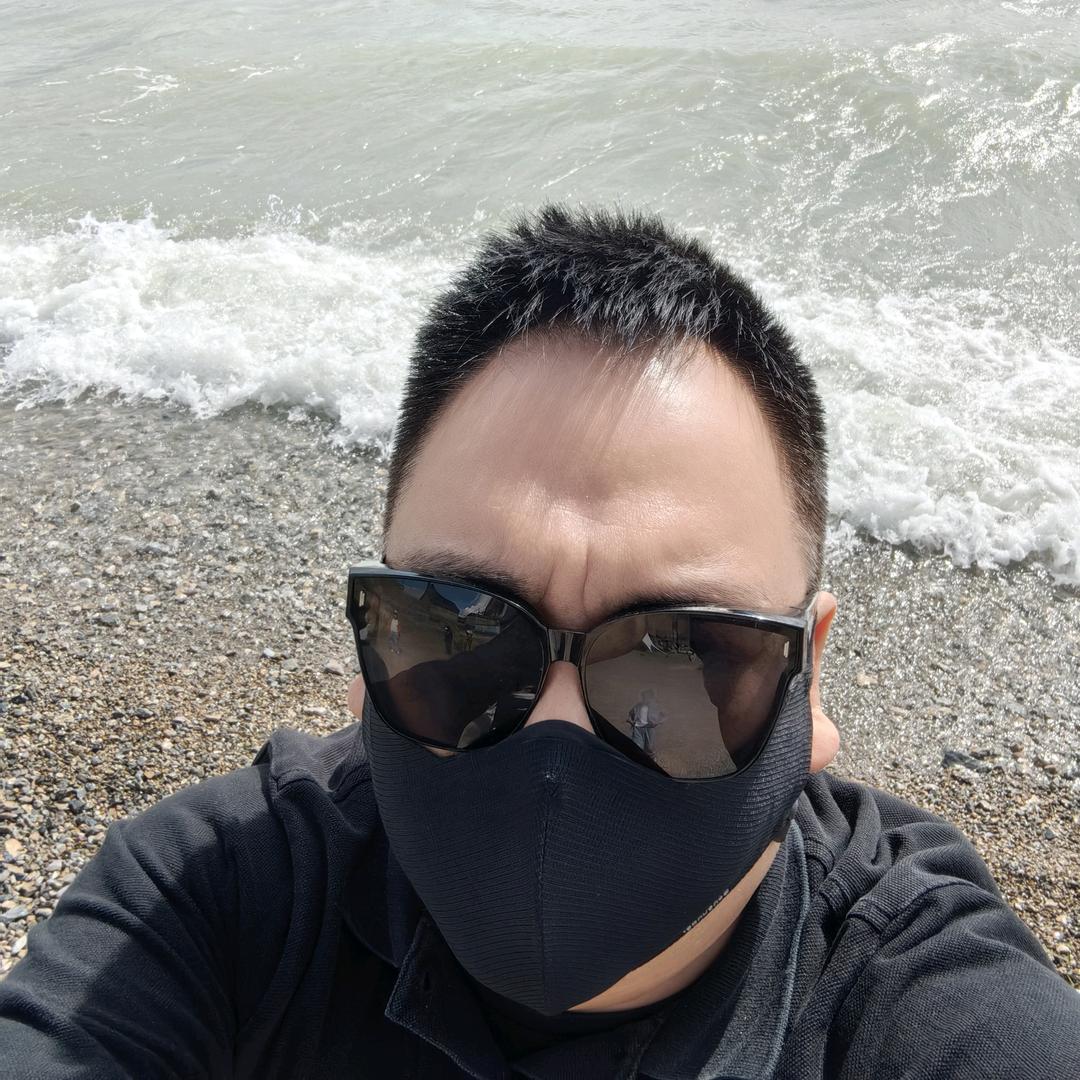 Lee头像