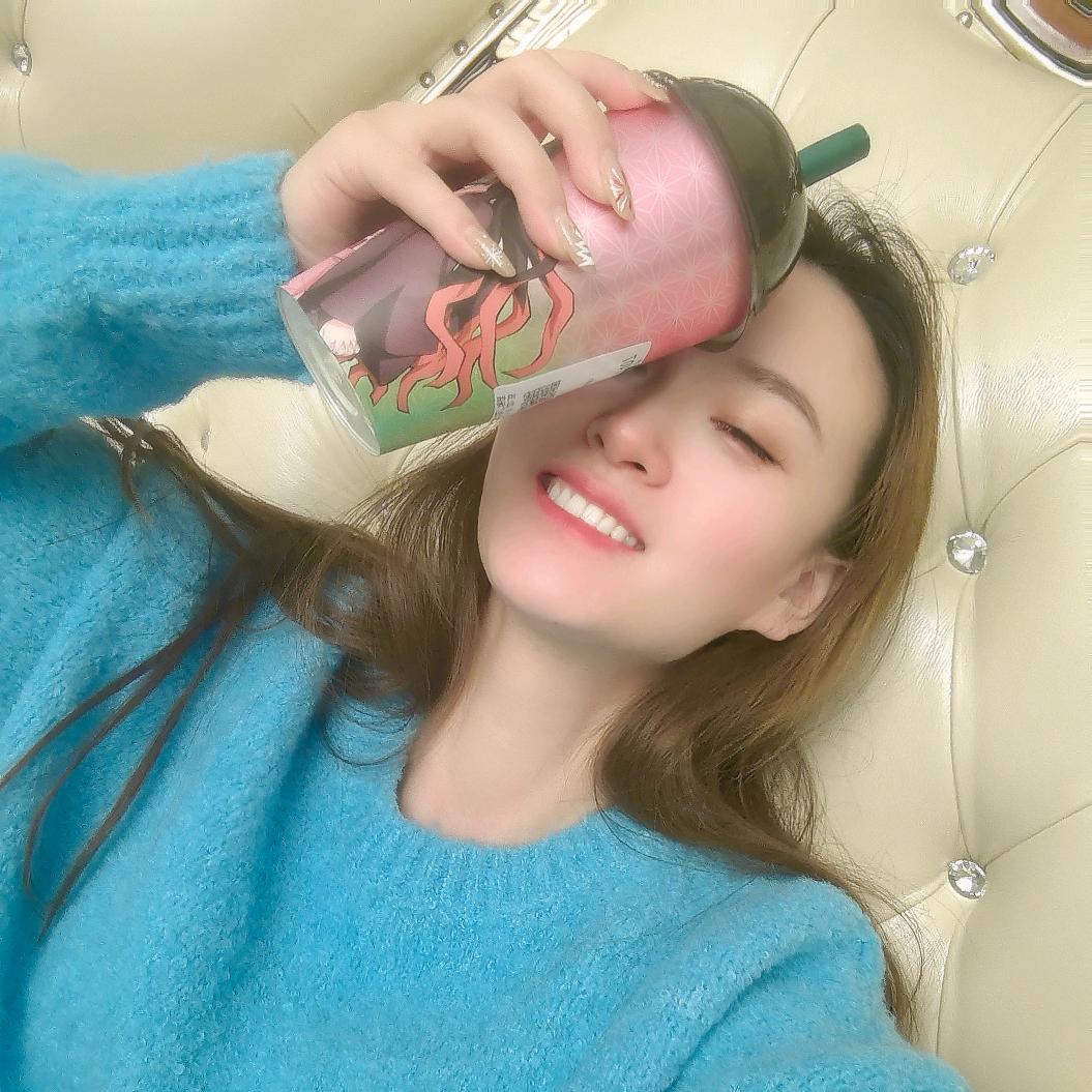 🐬·