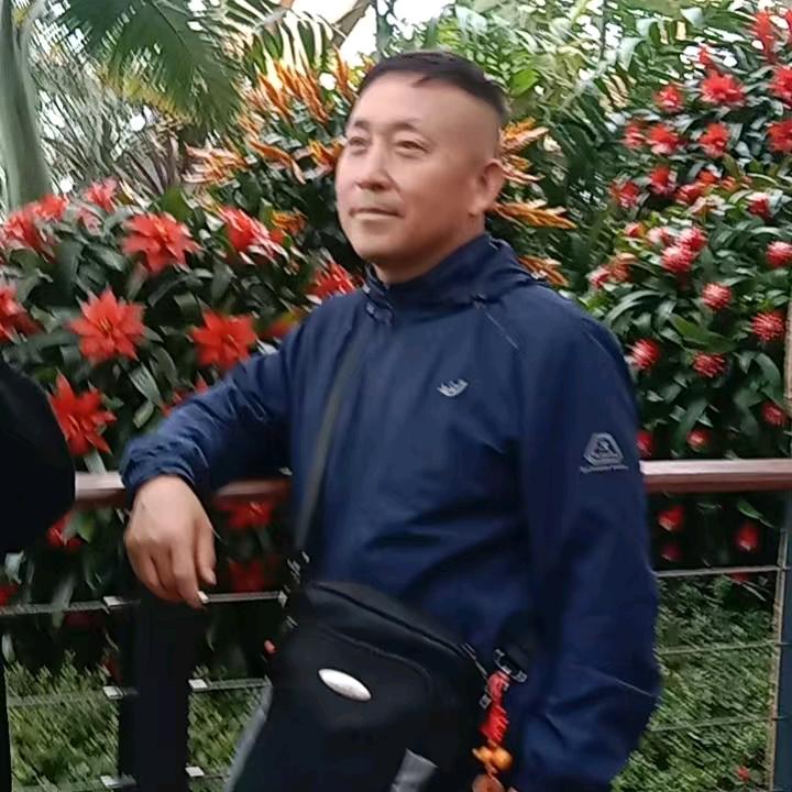 德德精品市集(首播筹备中)