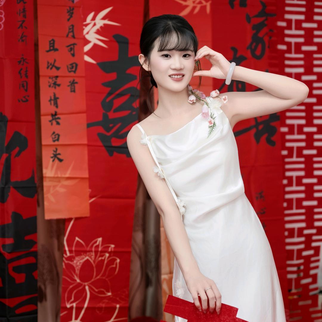 小芳要吃饱