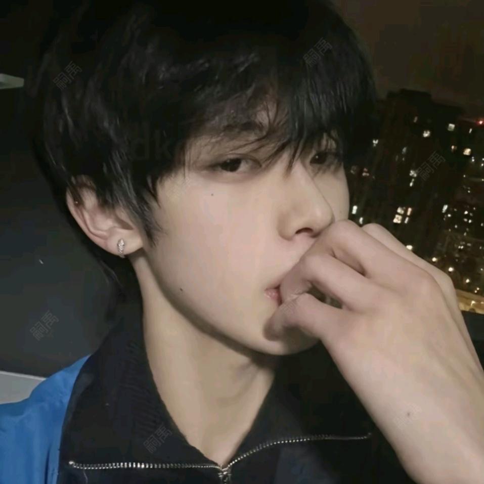 蓝莓汁.