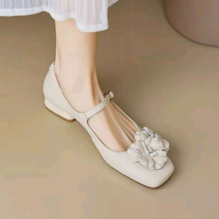 精品轻奢女鞋店