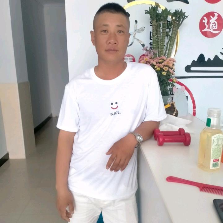 ℳঞ琦~哥 ໌້ᮨ꧔ꦿ᭄