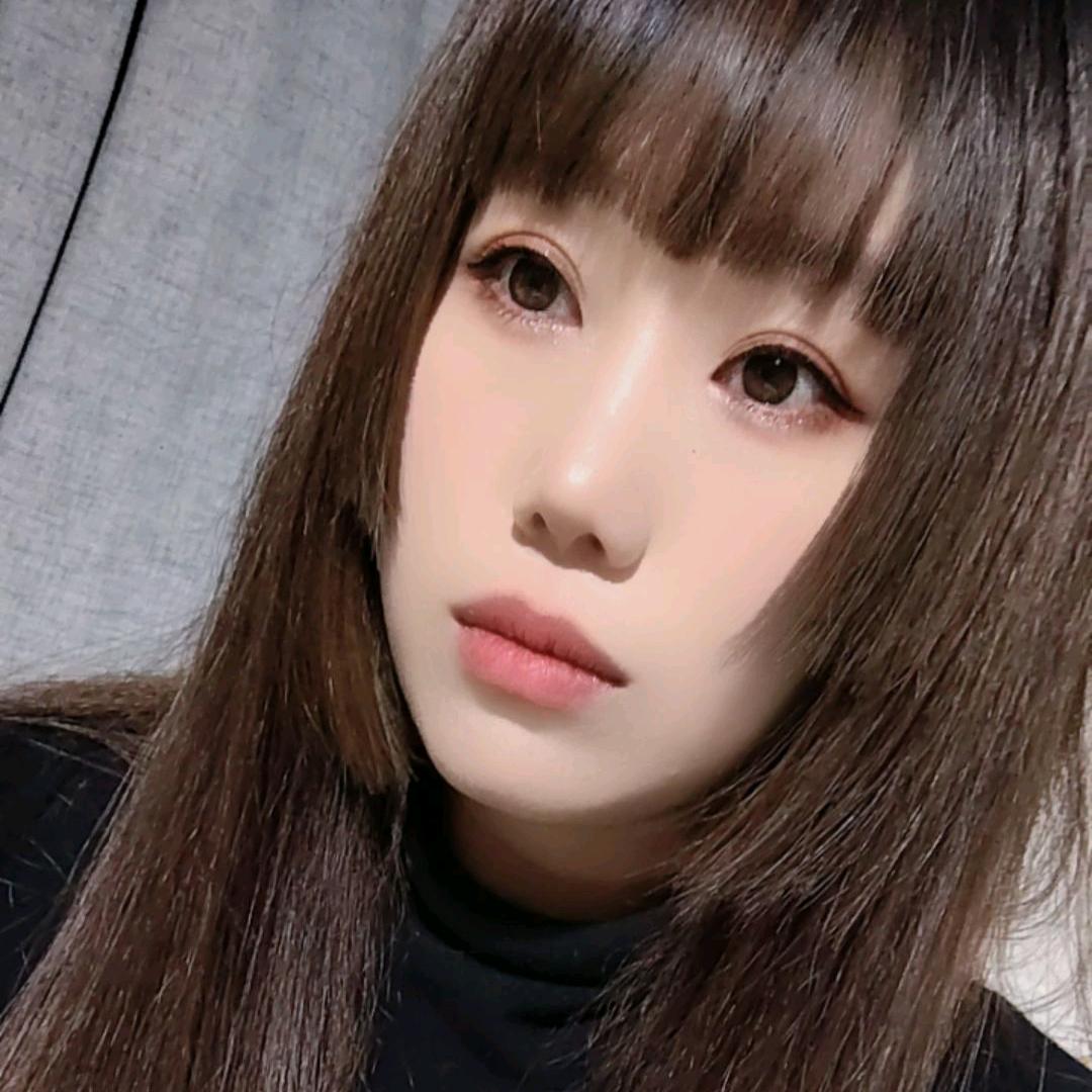 愈时光采耳养生会所