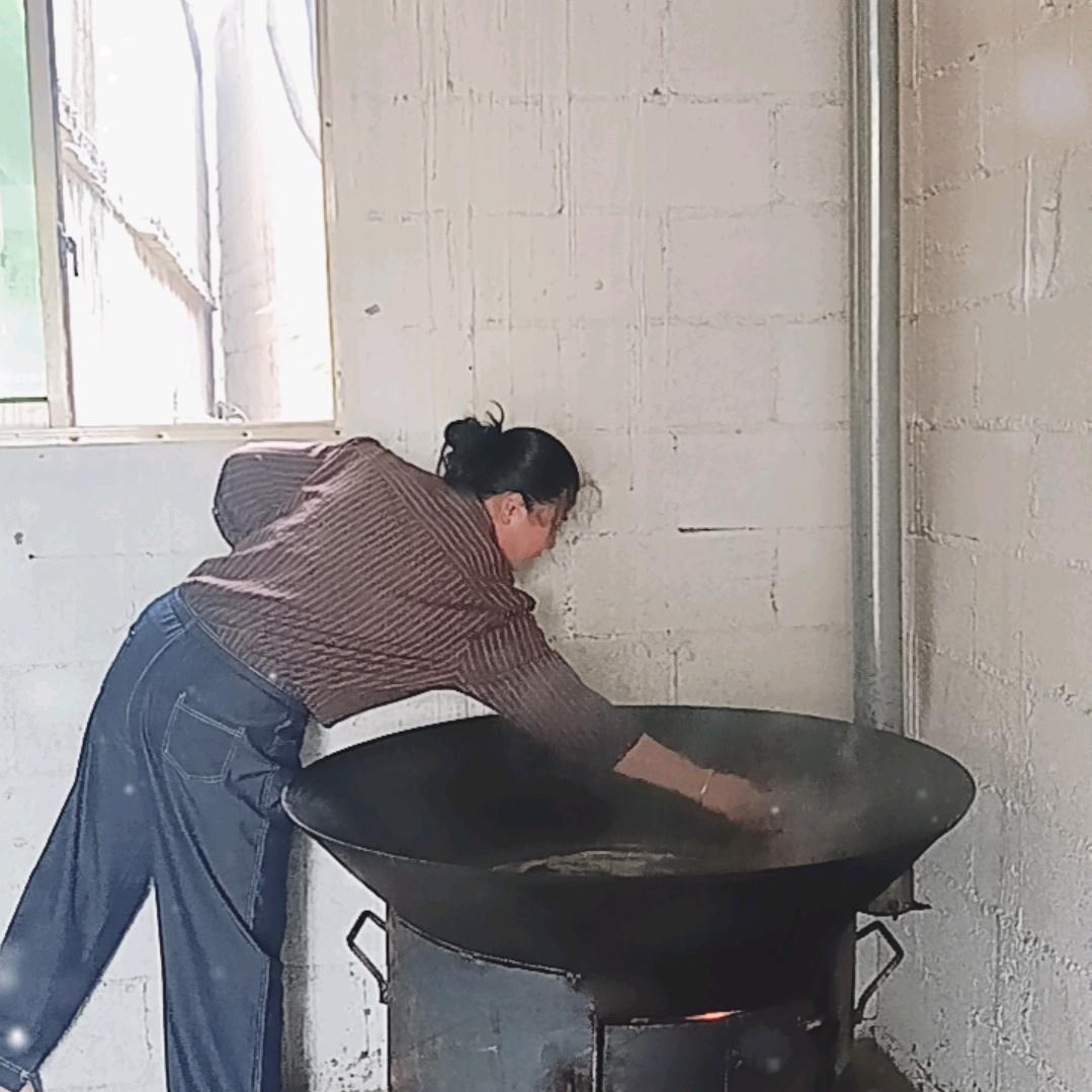 重生之我在惠水熬麻糖