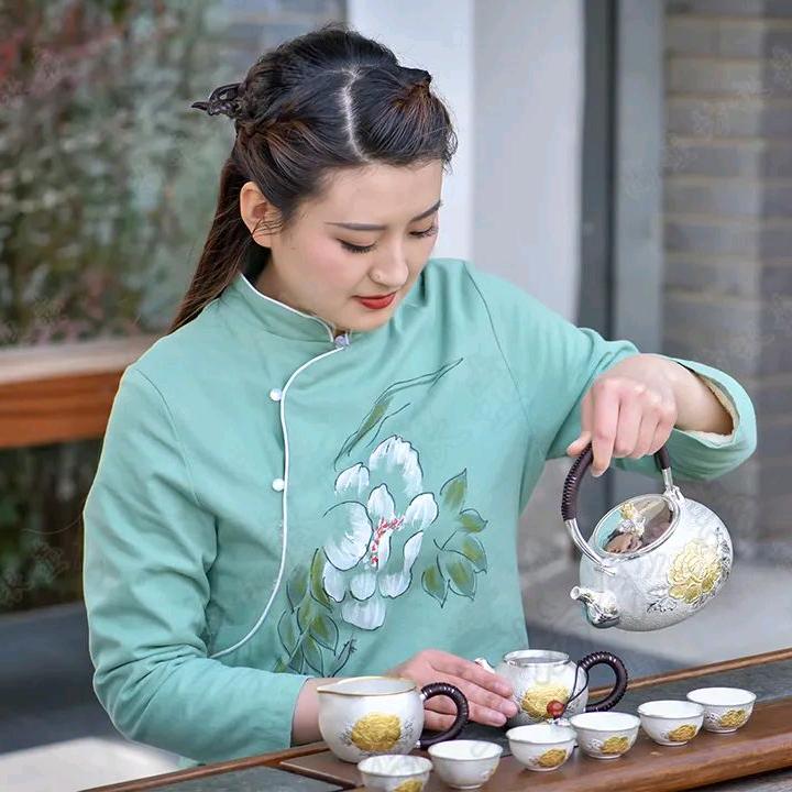 鹉媚东西南北《招代理》