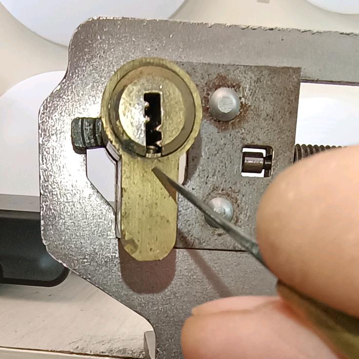 博白峰盛五金开锁