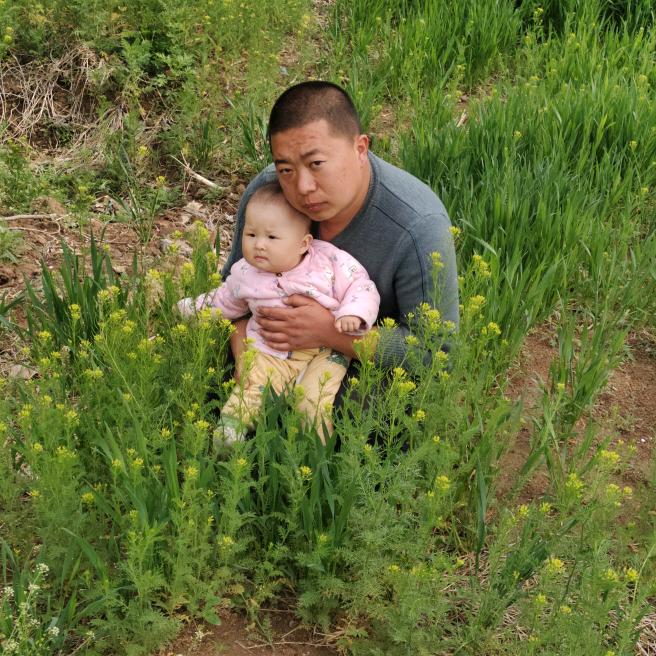 人不轻狂枉少年