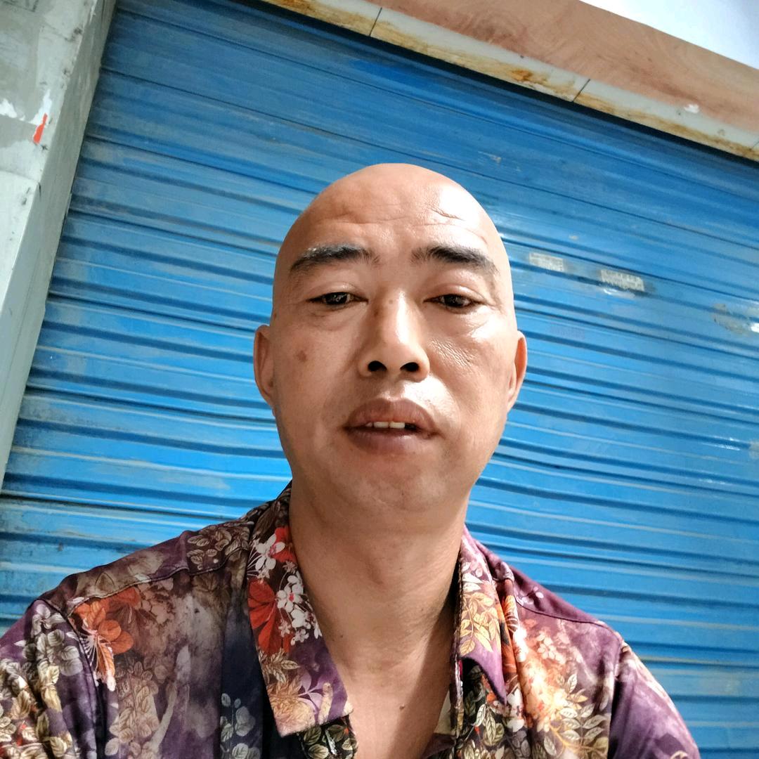 邓锅锅