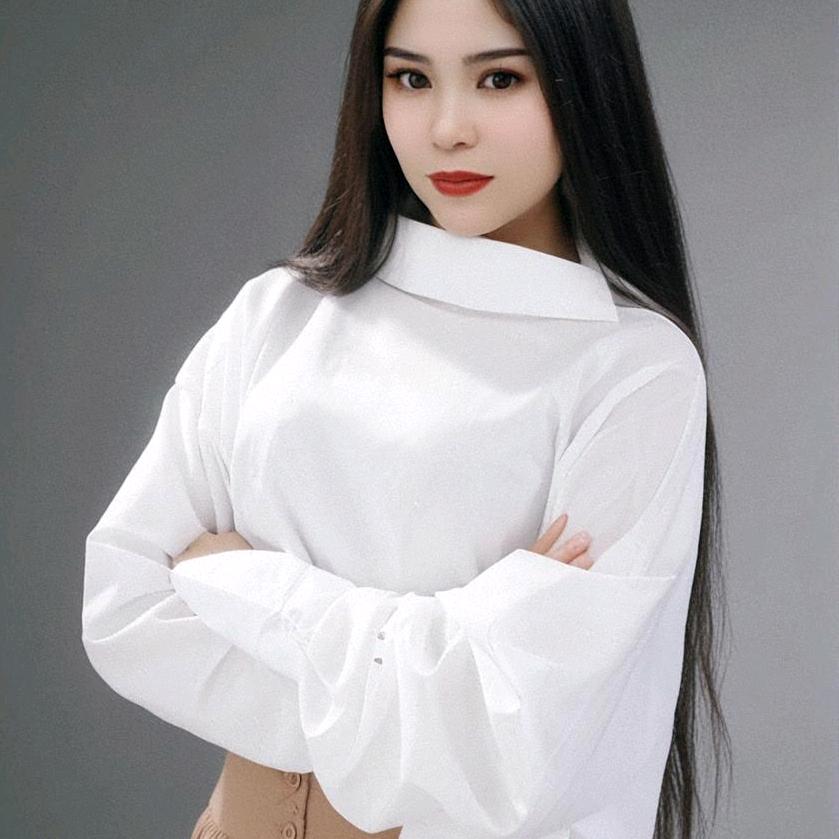 笑笑👀