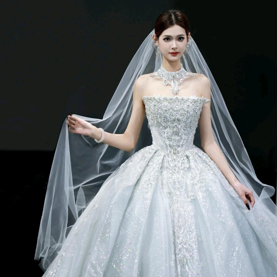 密云漫诺婚纱礼服