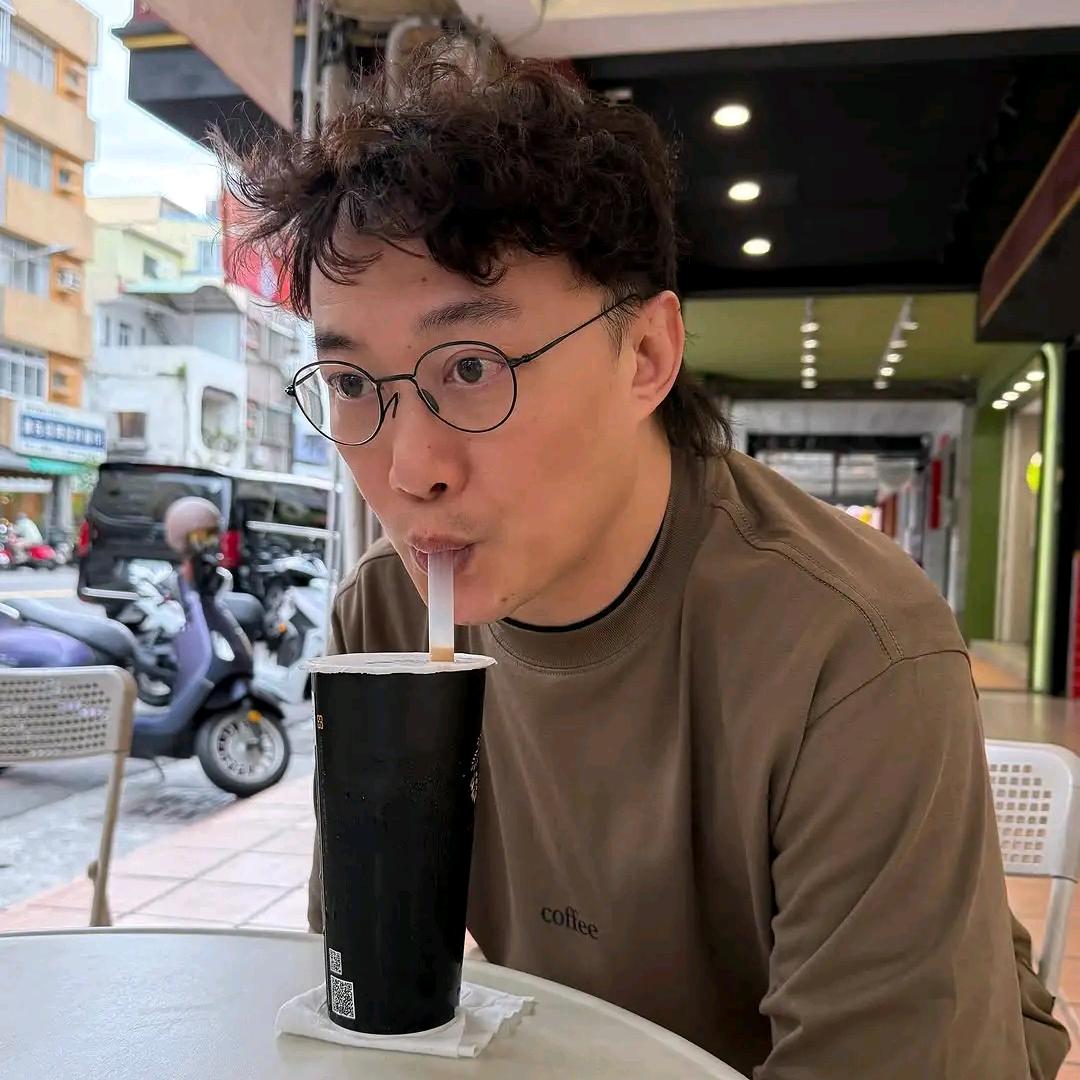 爱吃手抓饼的英雄