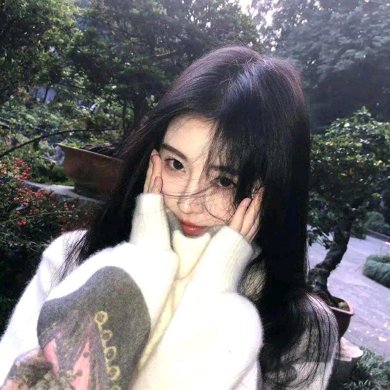 祎只涵𝓒𝓐𝓣