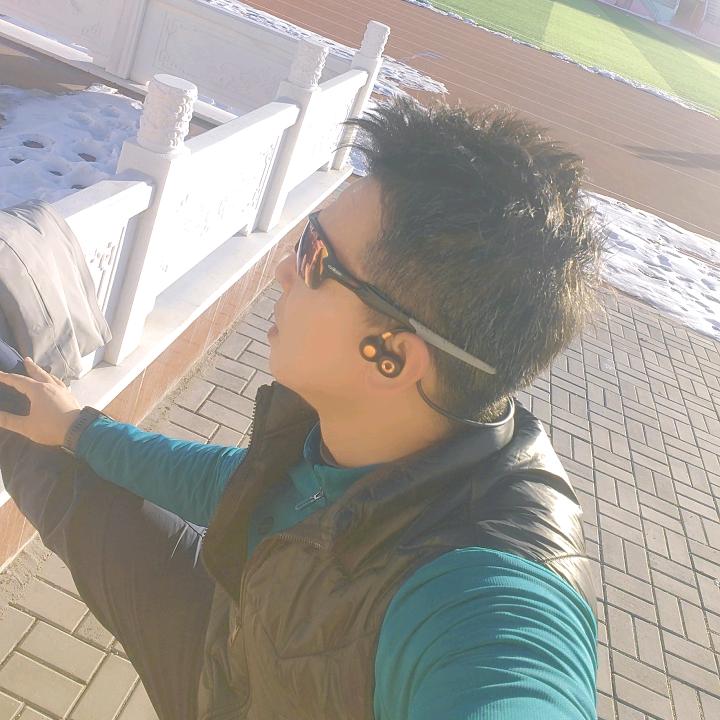 小薛跑跑步（互）