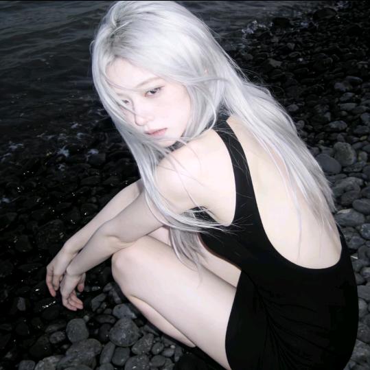 𝒪𝓃𝓁𝓎⁸¹⁸