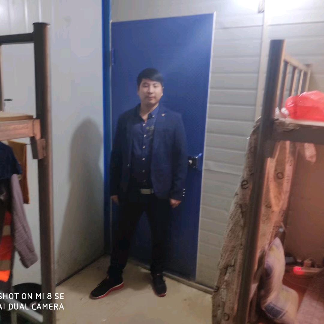 爱在何处