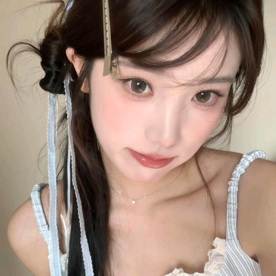 春水映梨花-