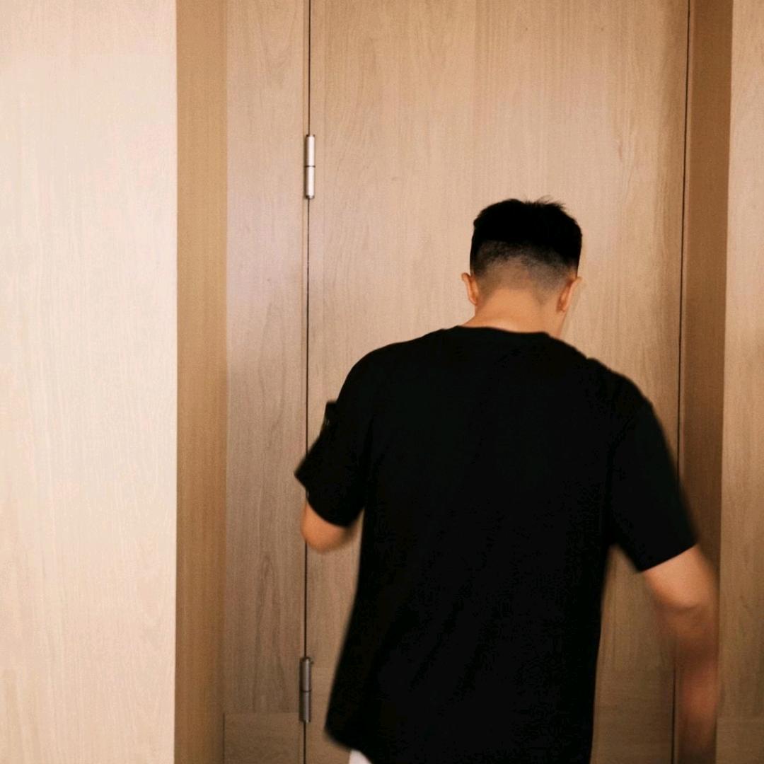 𝑯𝒆𝒍𝒍𝒐金牛座