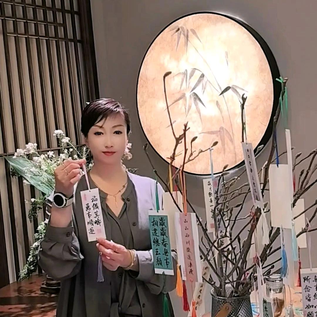宏姐