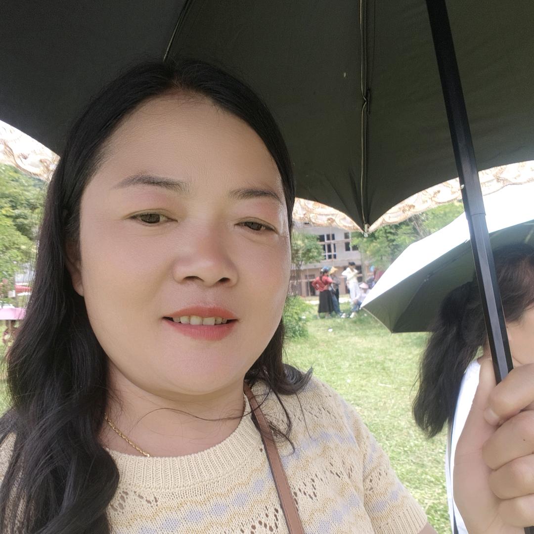 崔娟(火焰山炉具会泽总代)