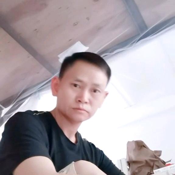 杨明