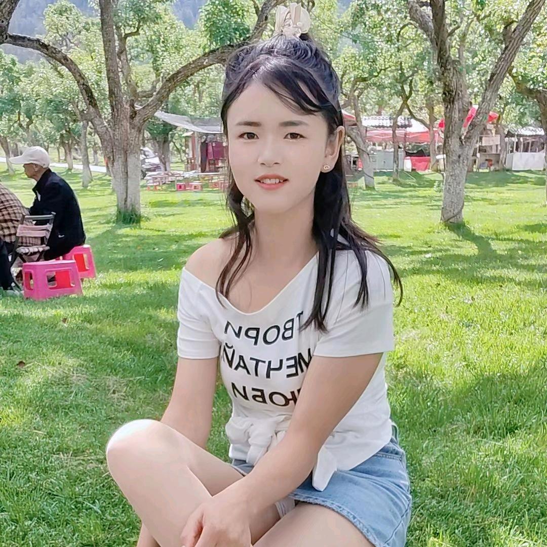 小春春《努力加油》