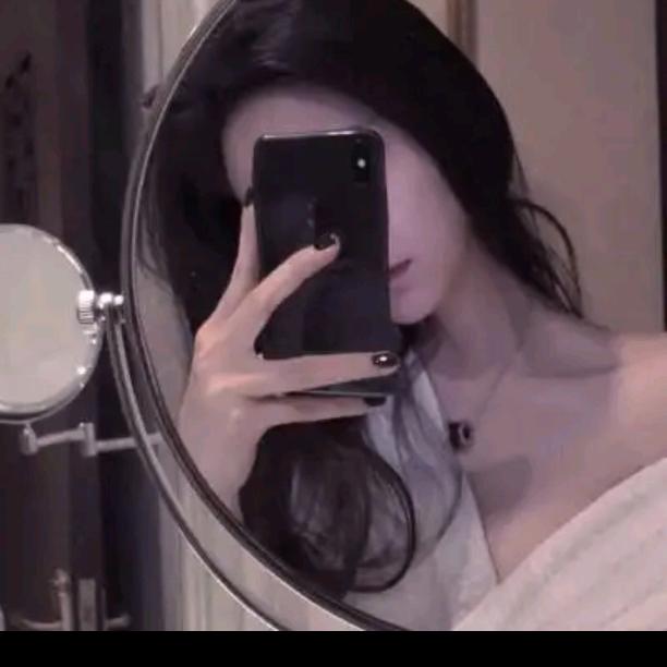 @爱吃香菜的娜娜