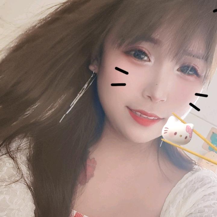 𝙆𝙤𝙞-涵.