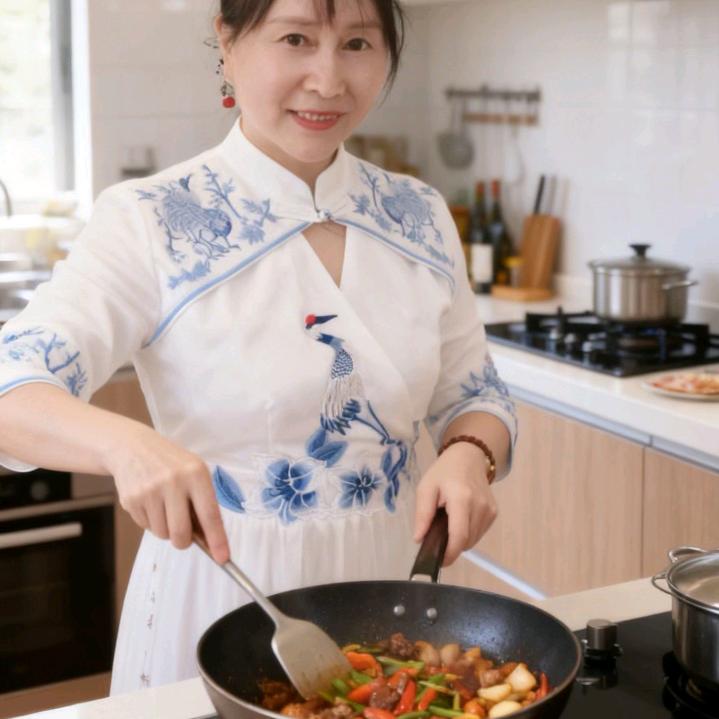 翠火姐- 穿搭优选