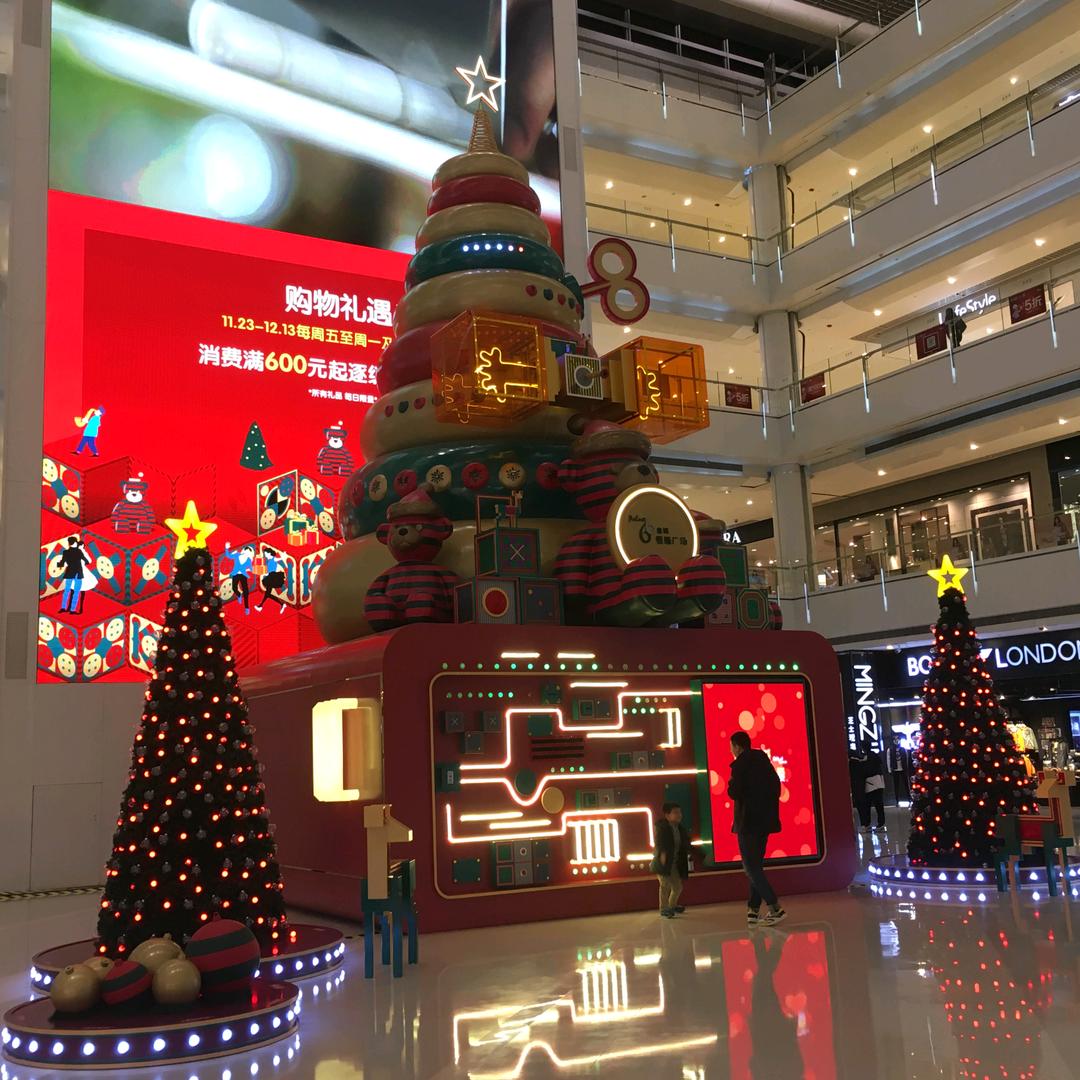 浩腾装饰陈列道具定制工厂