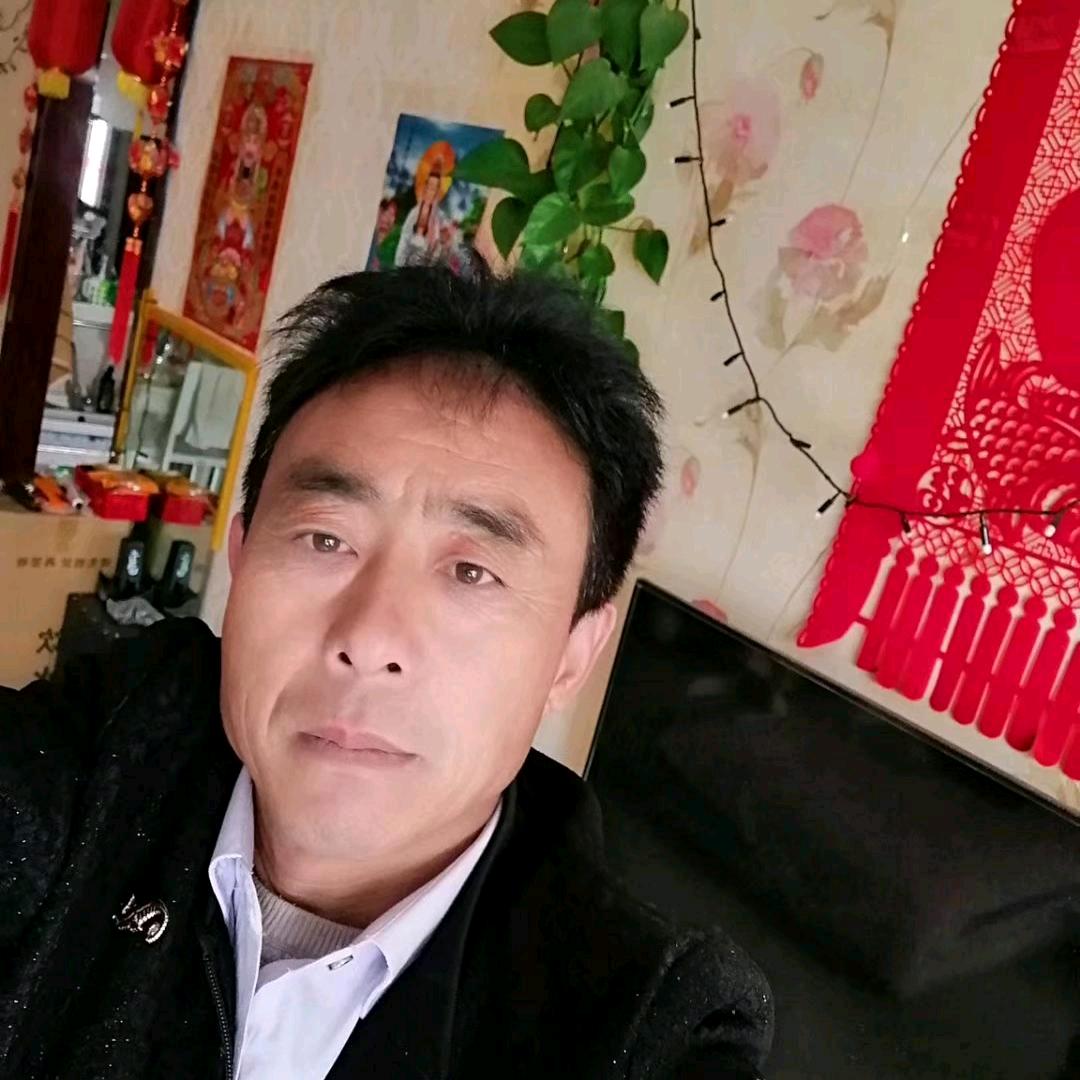 雪山风光，乌鲁木齐