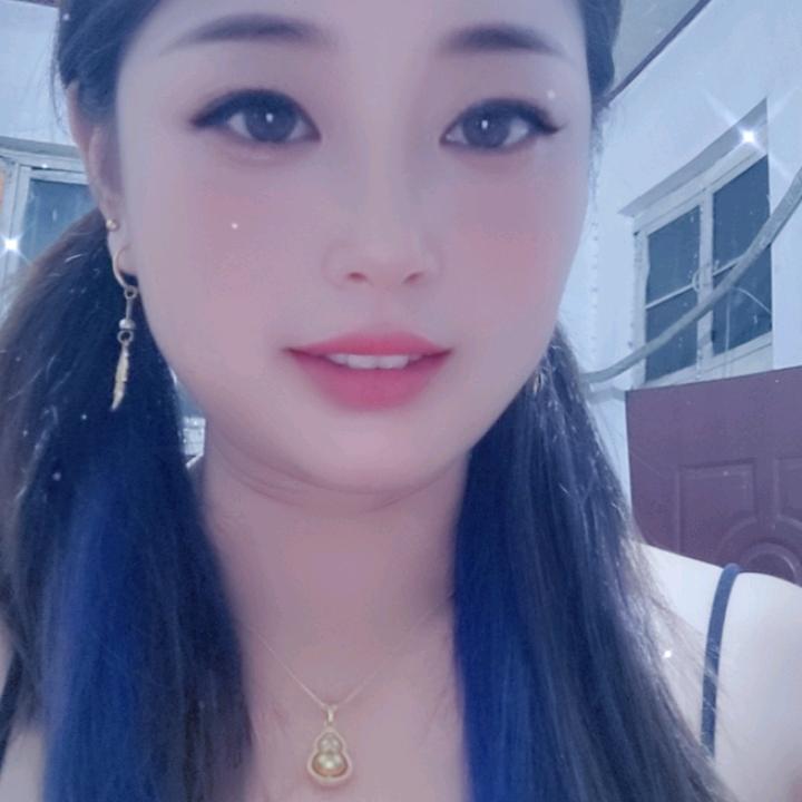 爱唱歌的卖炭妹