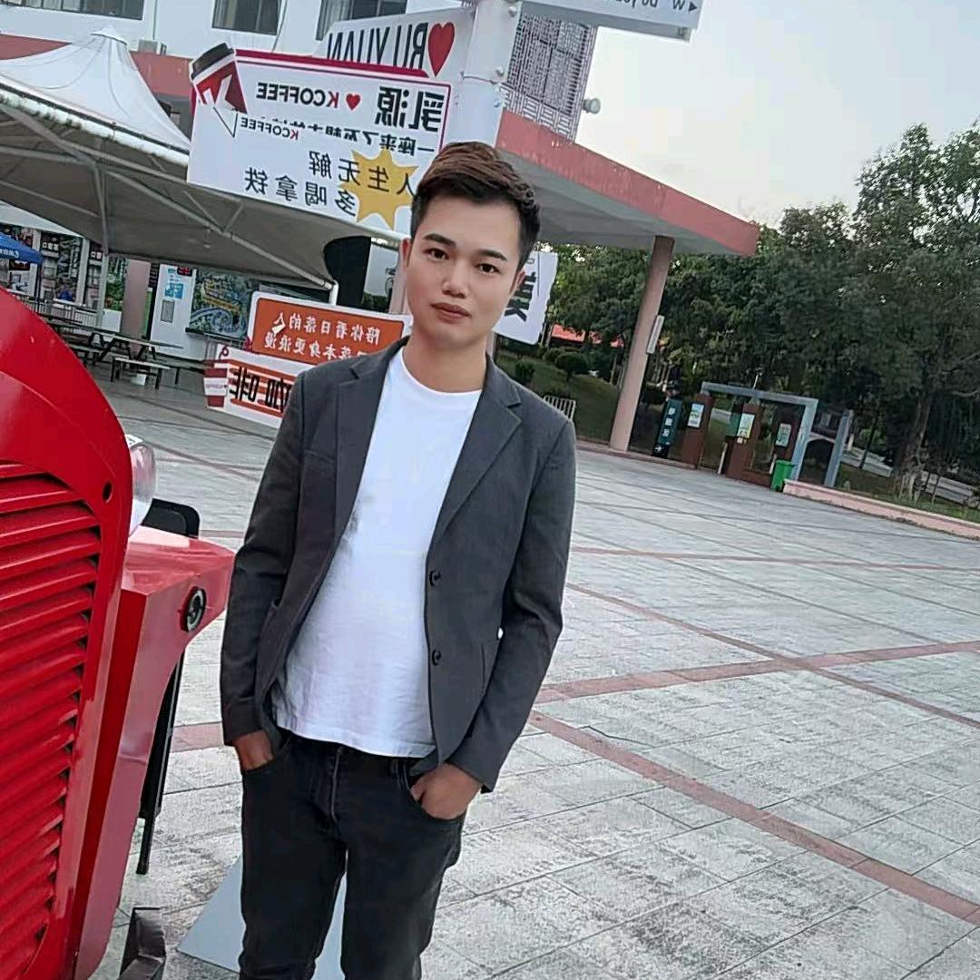 慕名明