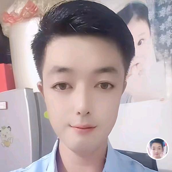 @肖超     淡泊名利