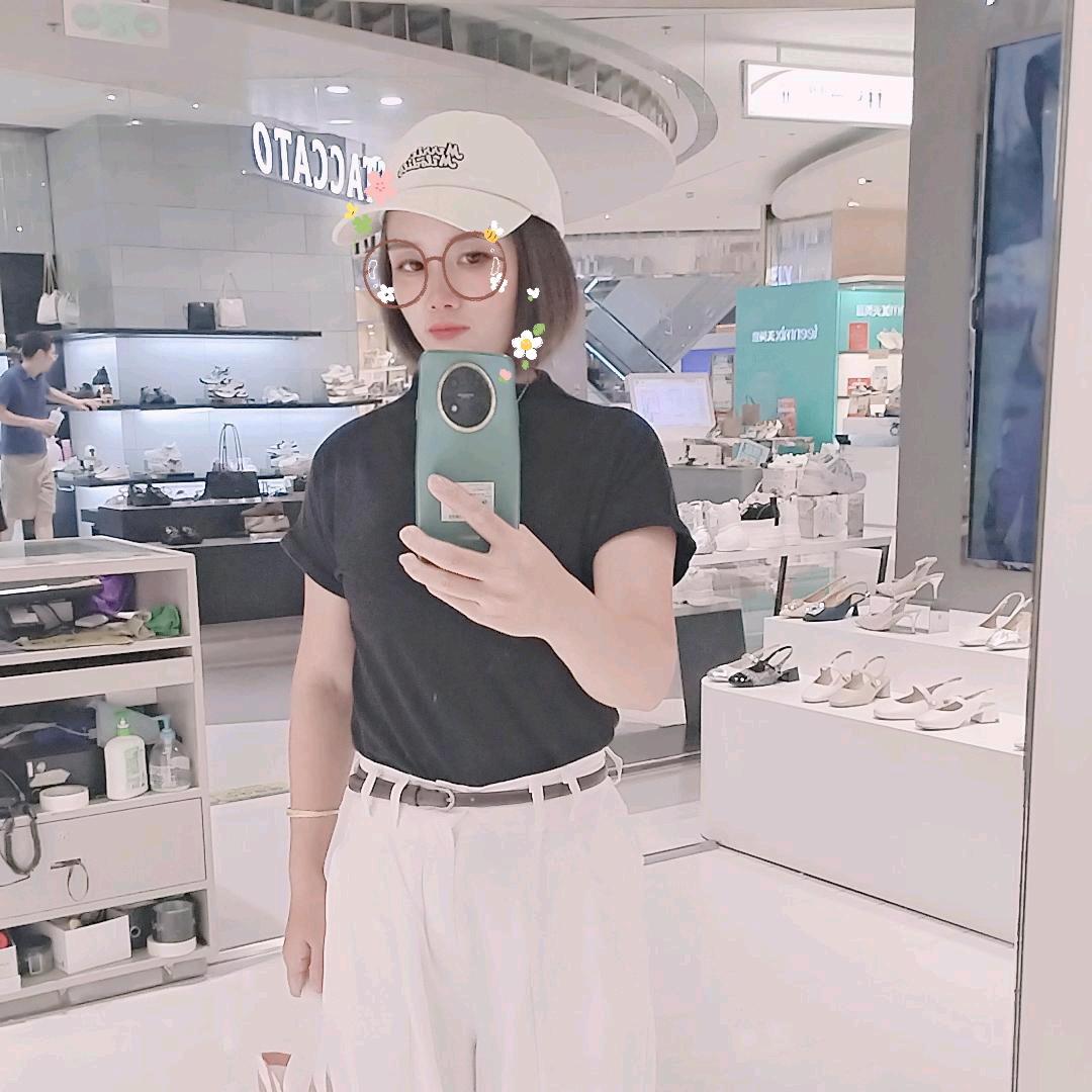 冰凌蔷薇女孩