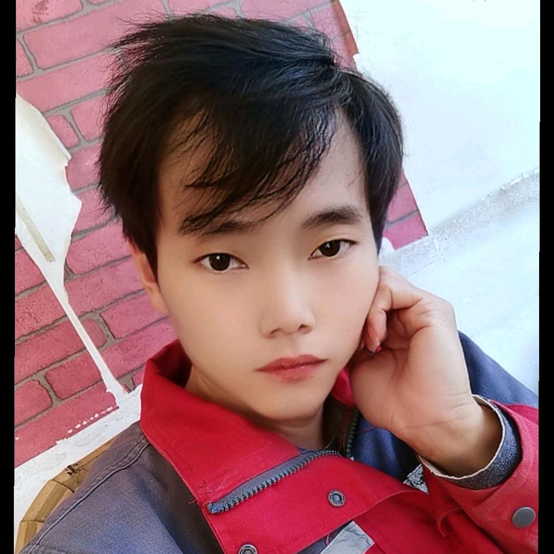 热点小哥