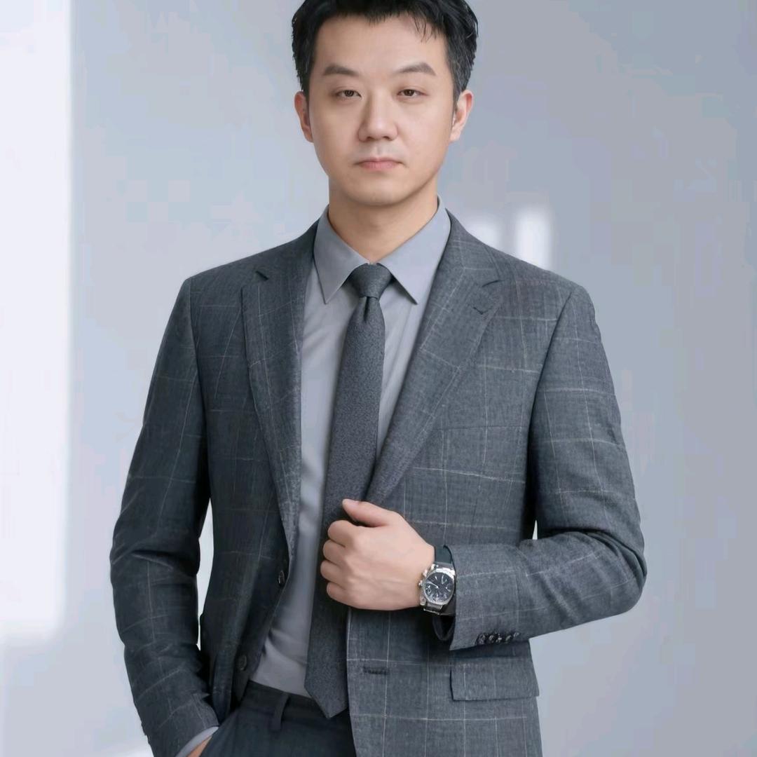 小洪很努力