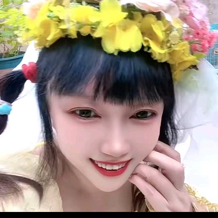 寒格格(助力号)每天早上7点30开播