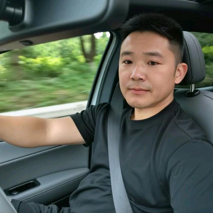 根哥(承蒙厚爱)