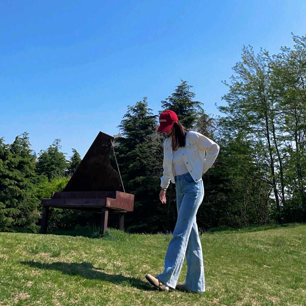 Adoube 僵尸姐💨